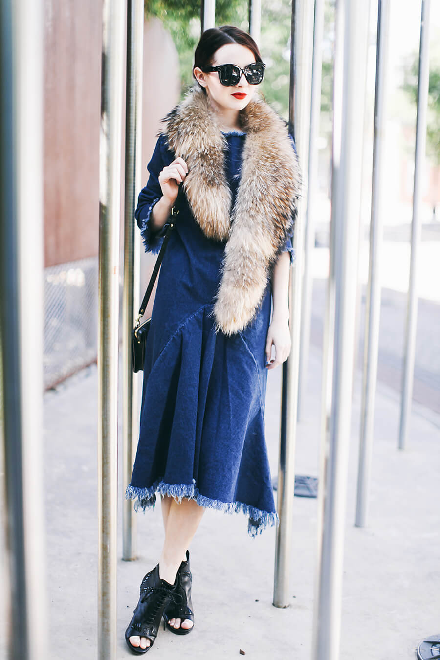Denim dress & fur scarf at ebmxuhkl.top