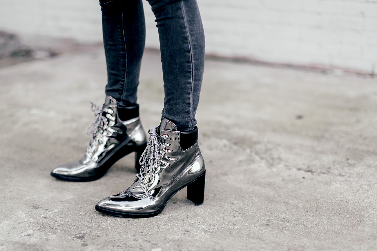 Stuart Weitzman x Gigi Hadid boots